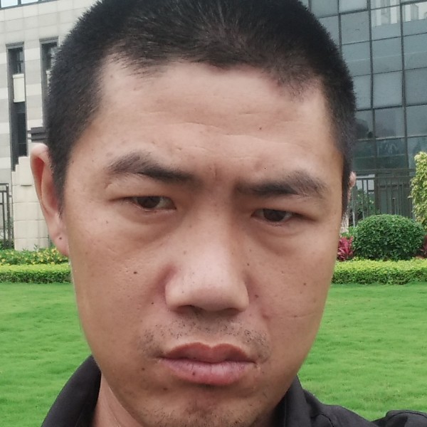 柚子迎俊秀的照片