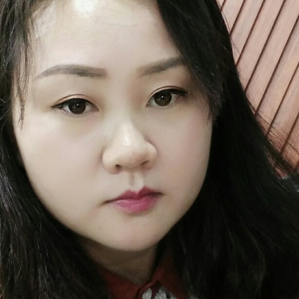 浩梅妮的照片