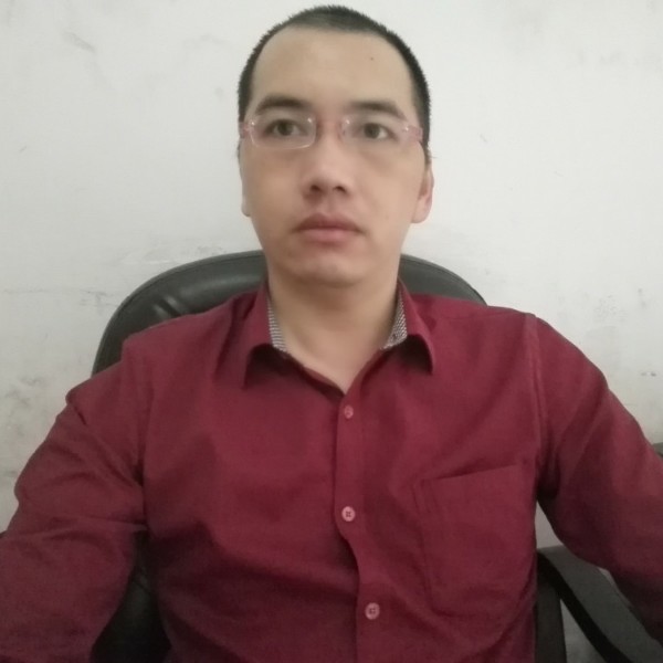 禾口王程的照片