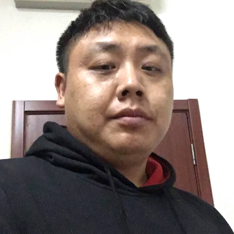 兮颜挽手光亮的照片
