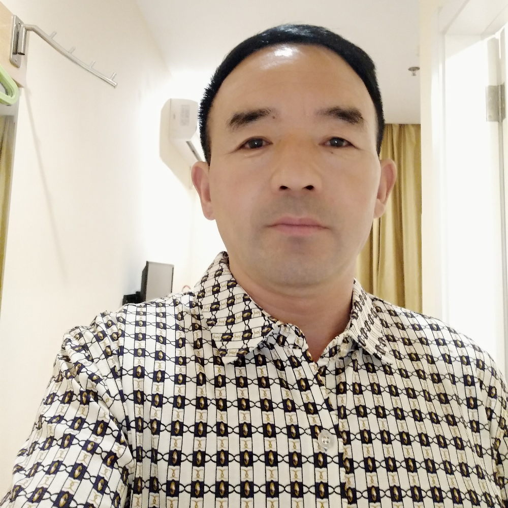 老陈宏光的照片