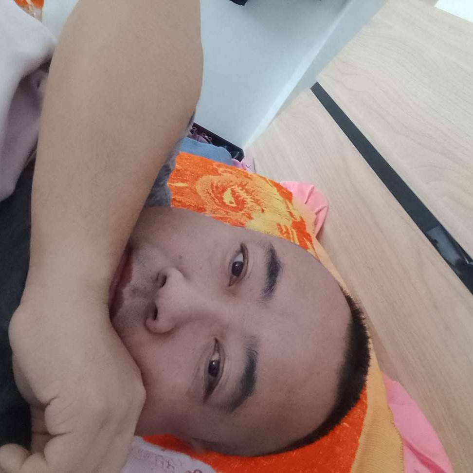 大意浅吻流影的照片