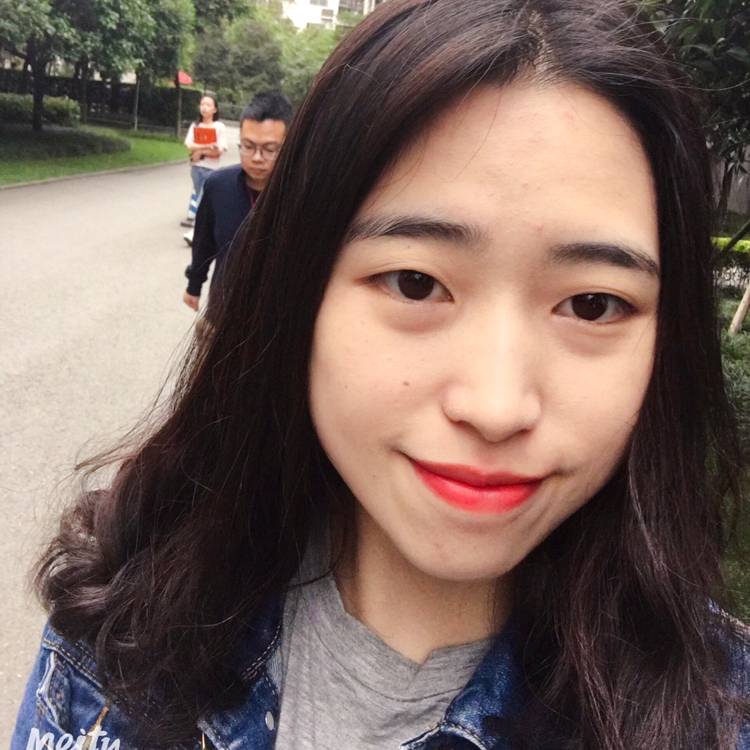 廖蓉的照片