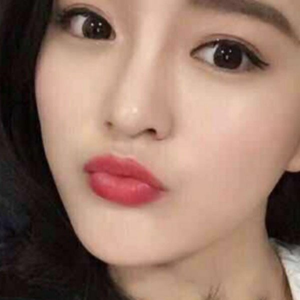 精明裙子的照片