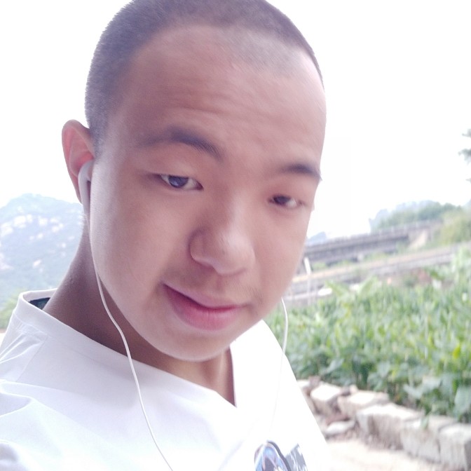 漠然大门的照片