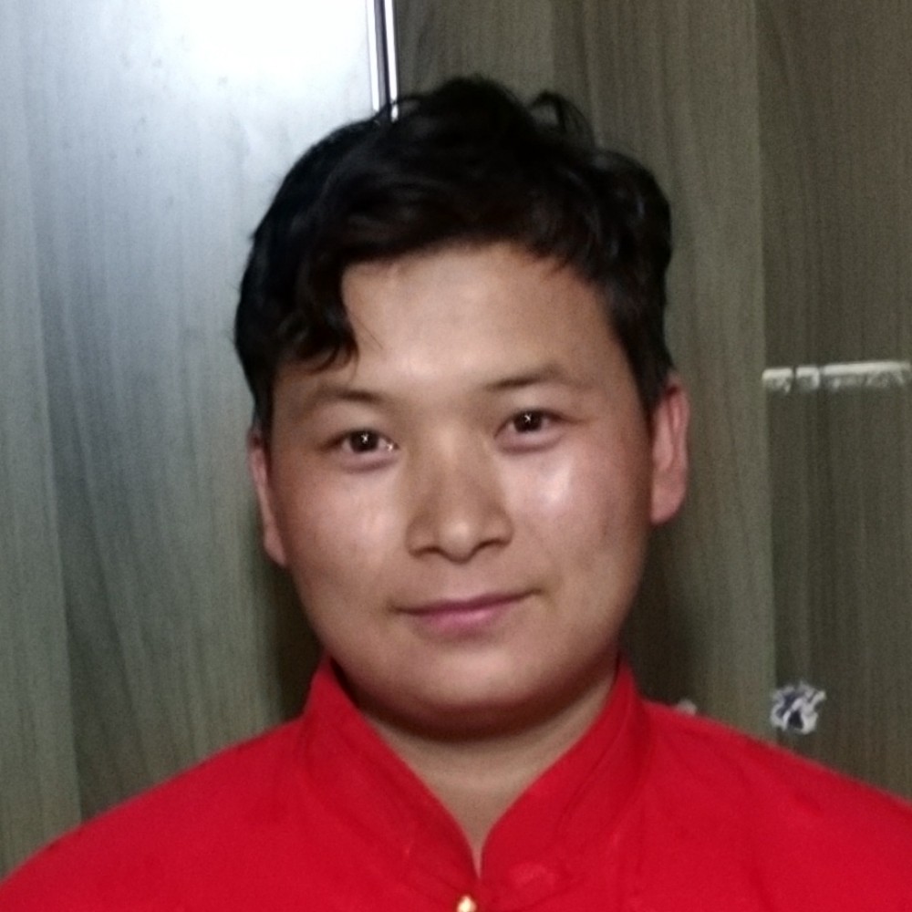 彭加林的照片