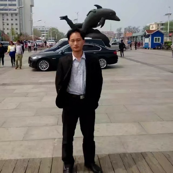 小鸭子威武的照片