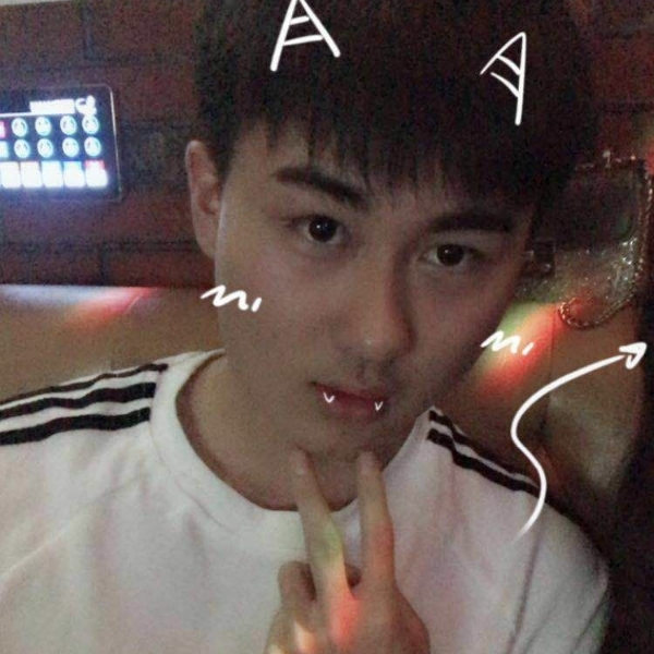 西辞的照片