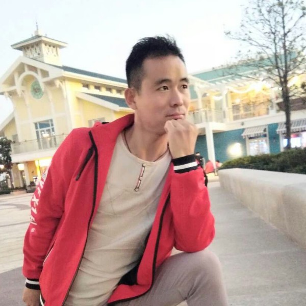 强子的照片