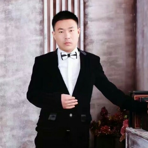 超短裙与狂野的照片