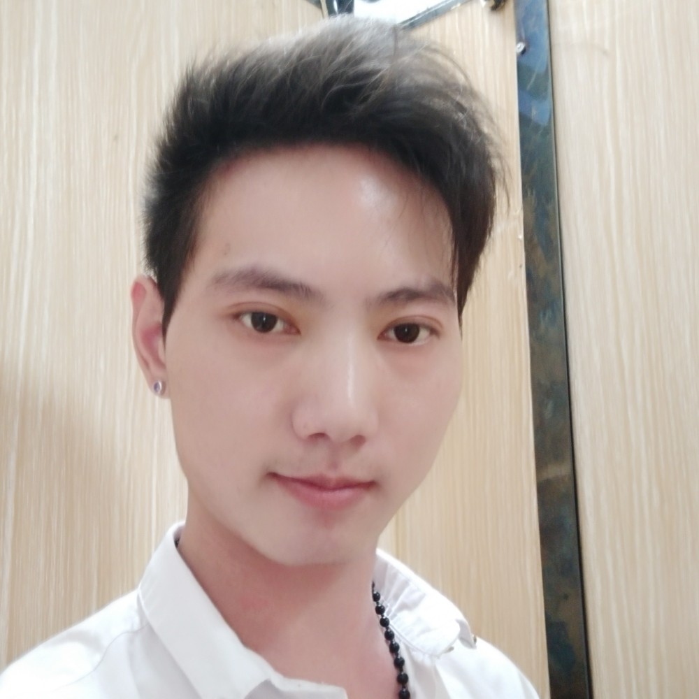 小骚男的照片