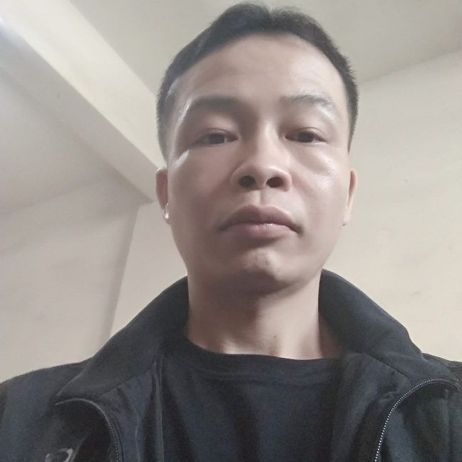 甘炯铿的照片
