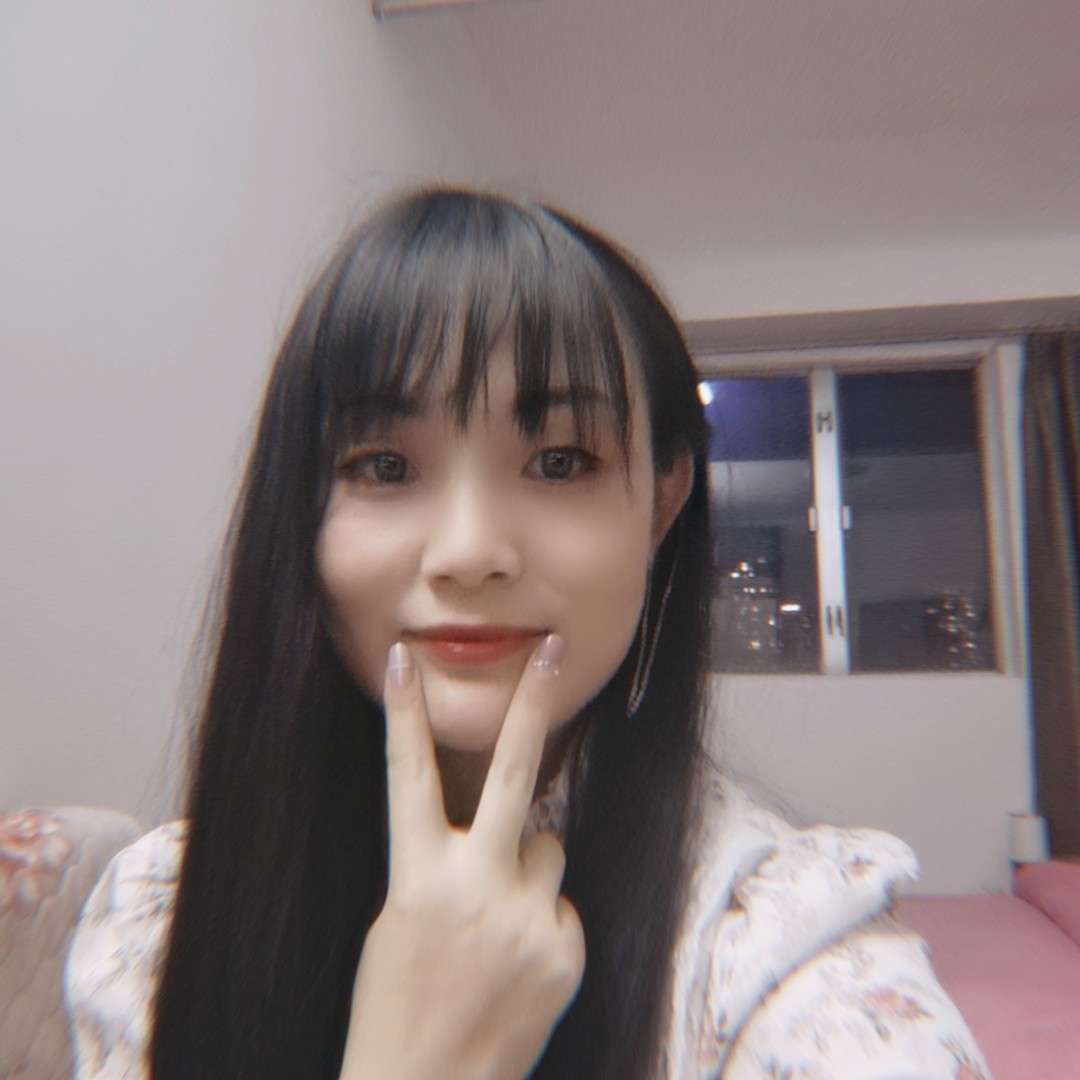有只兔子爱吃肉的照片