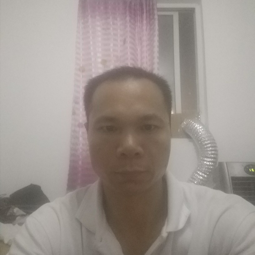 晨曦笑多情的照片