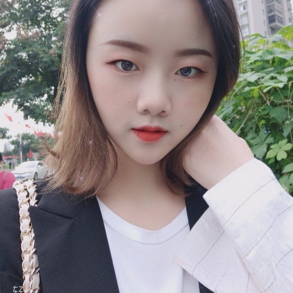 她与他的歌的照片