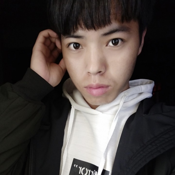 南左左的照片