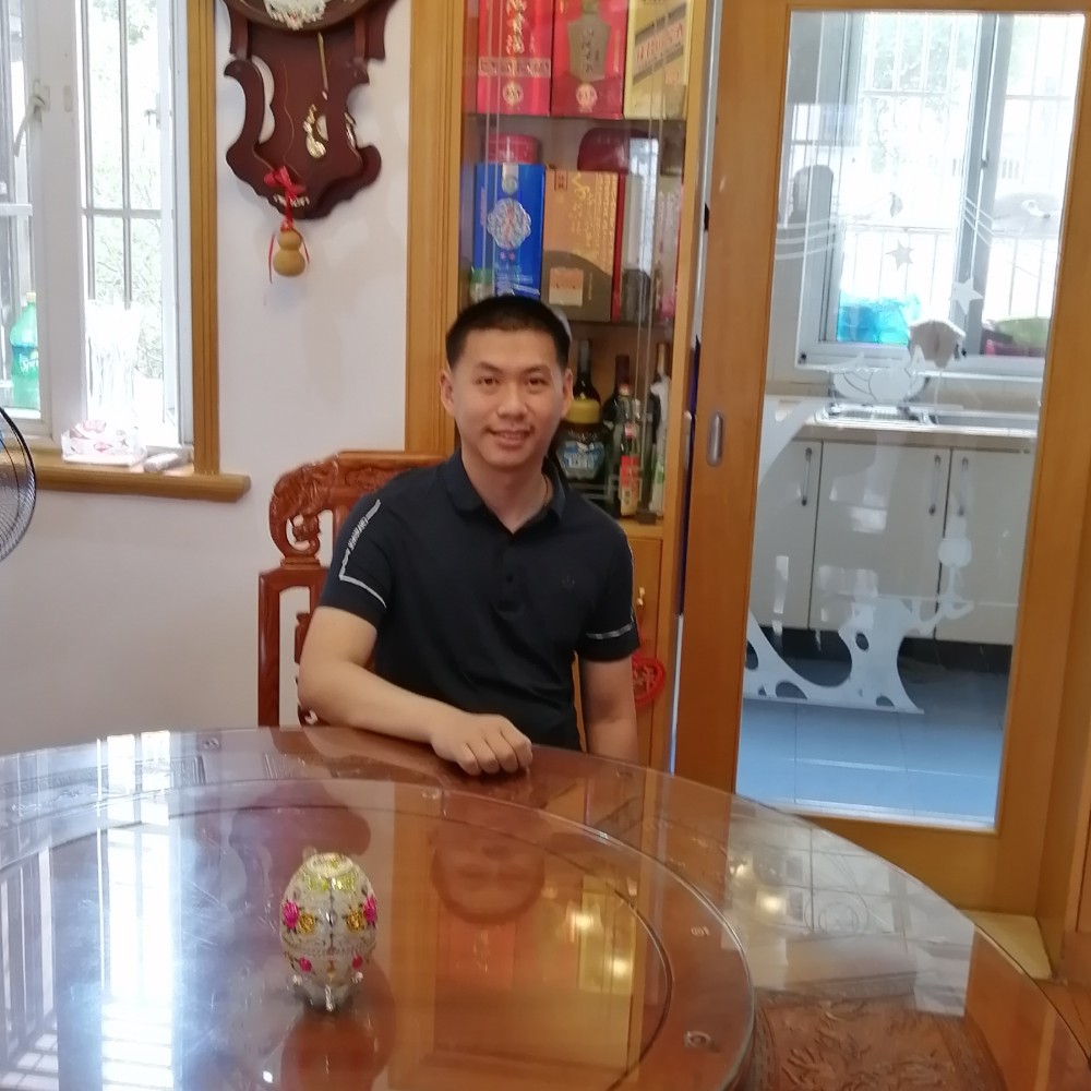 发箍那迷路的照片