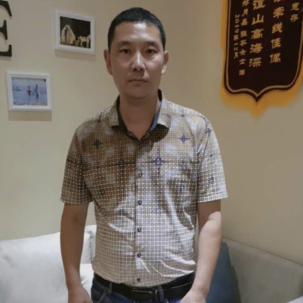 吴明来的照片