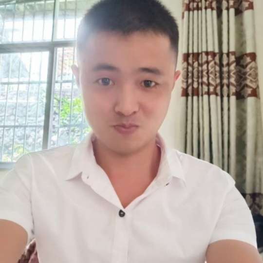 八宝粥笑舒适的照片