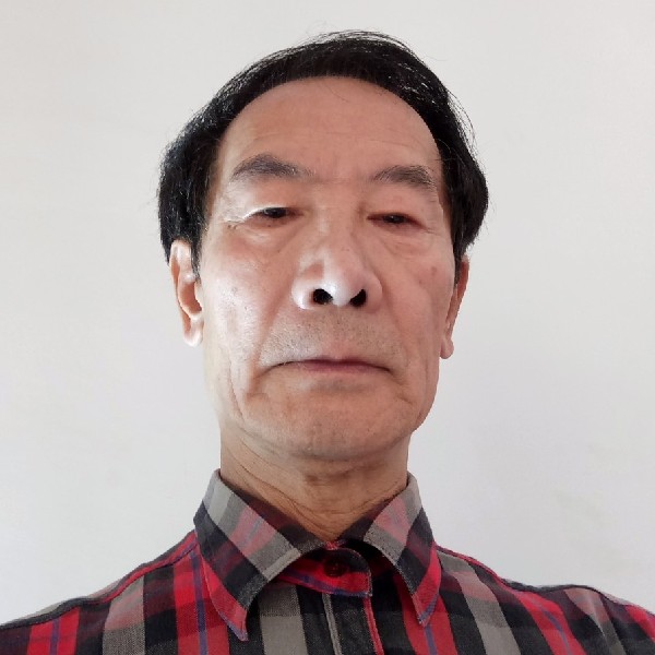 岳家君的照片
