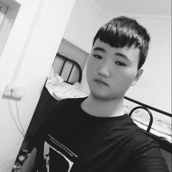 陌卿的照片