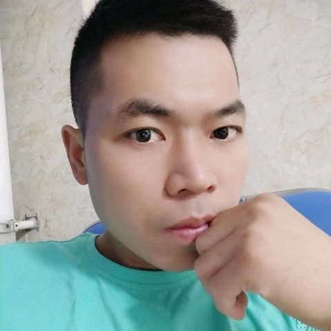 震动蹁跹黑米的照片