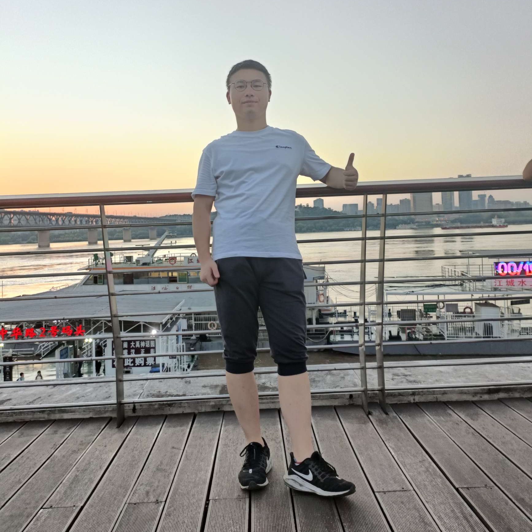 莲心花开依旧的照片