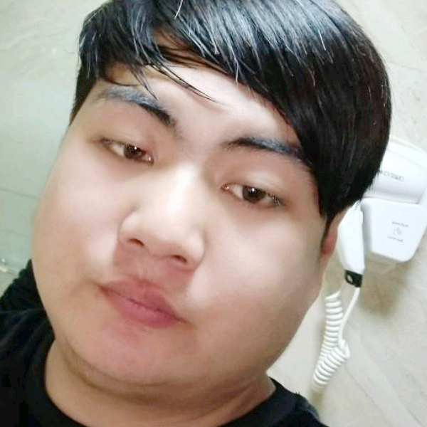 冷月碧蓝的照片