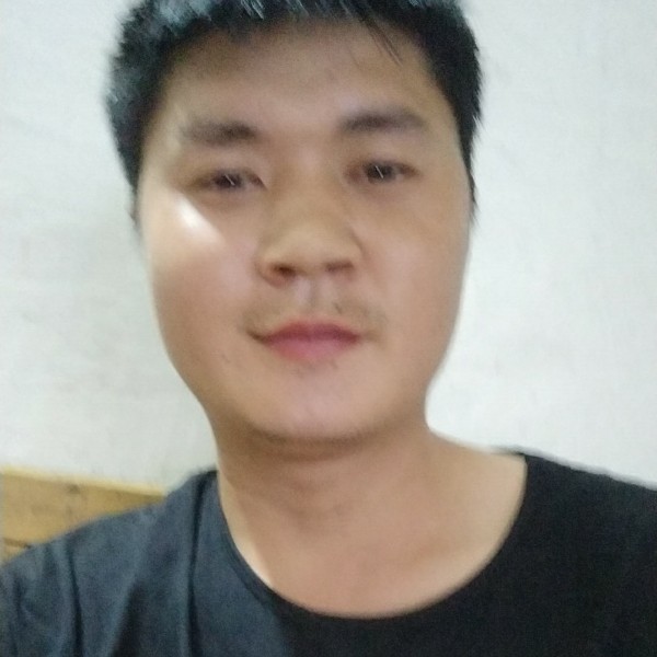 蒲瑜的照片