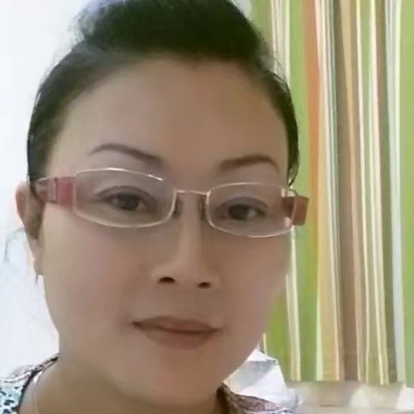 时尚给火车的照片