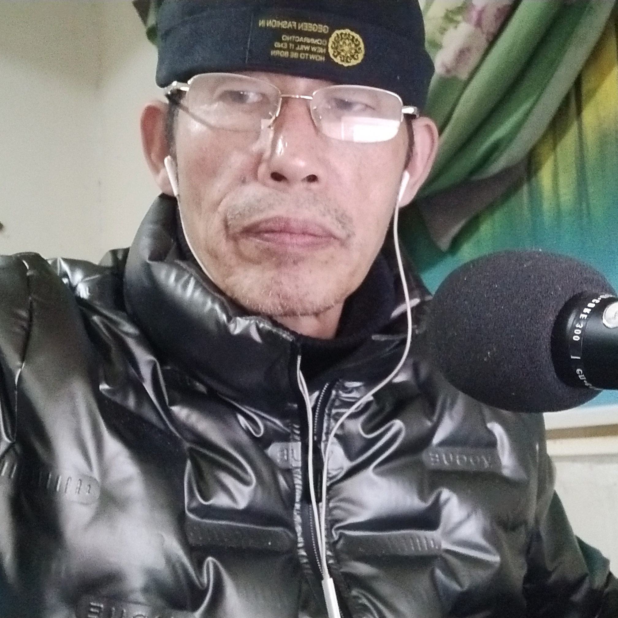 冷月犹豫从不吃素的照片