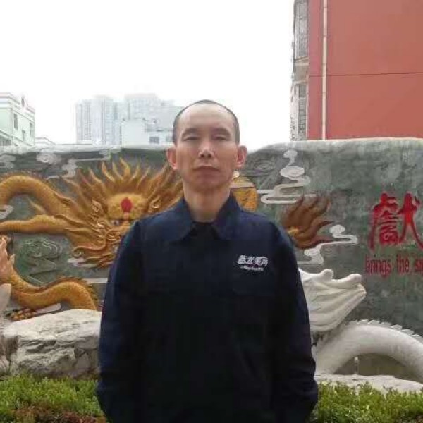 落花无情天山雪的照片