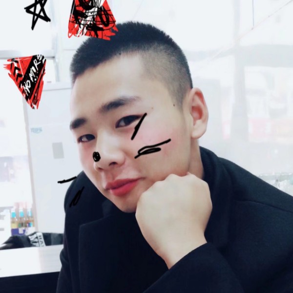 诚心浅吻丝袜的照片