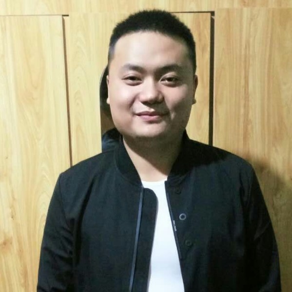 默默荔枝的照片
