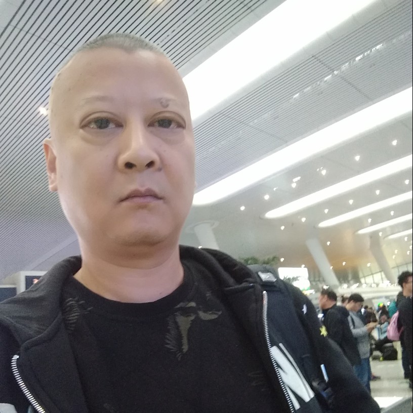 万宝路笑点低的照片