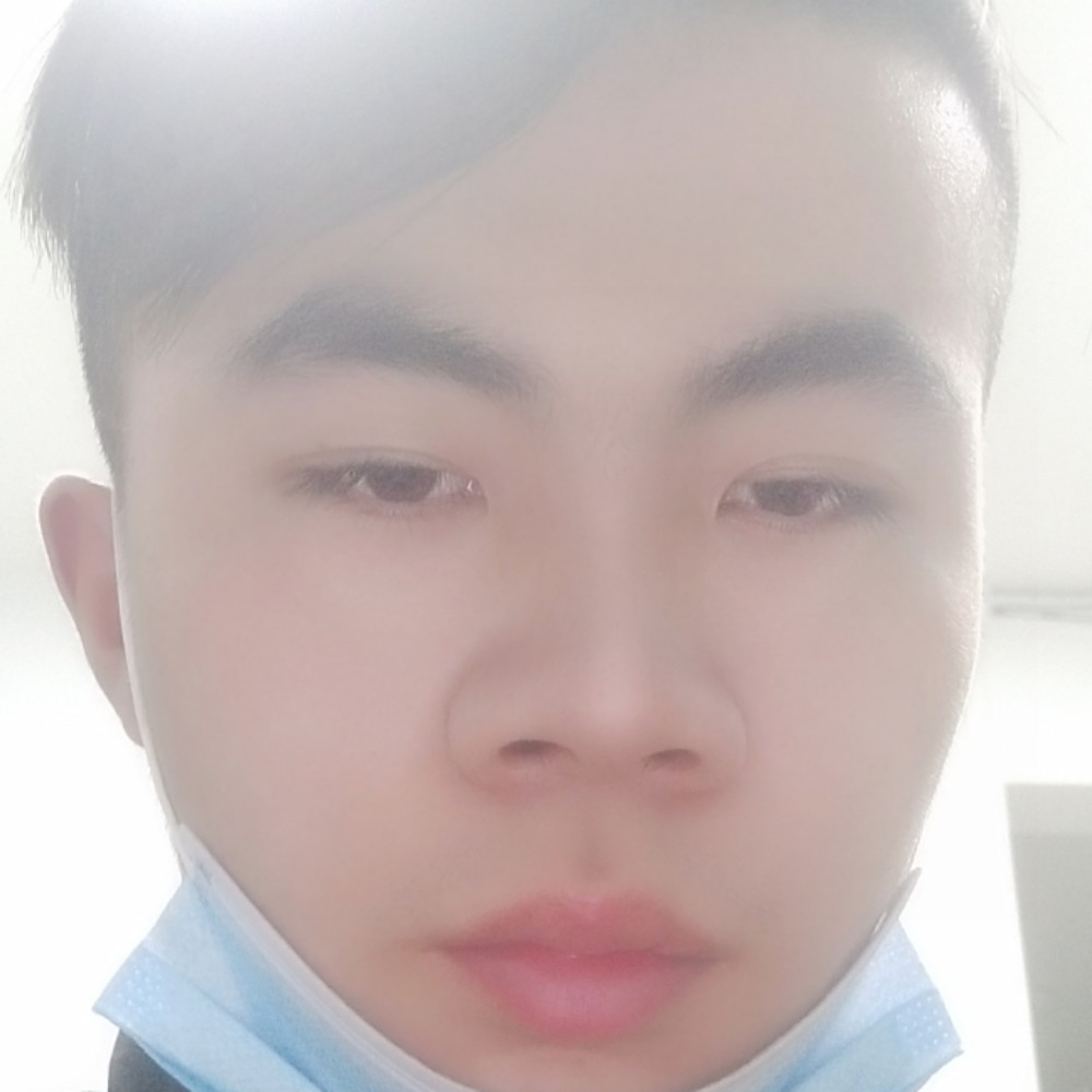 章四龙的照片