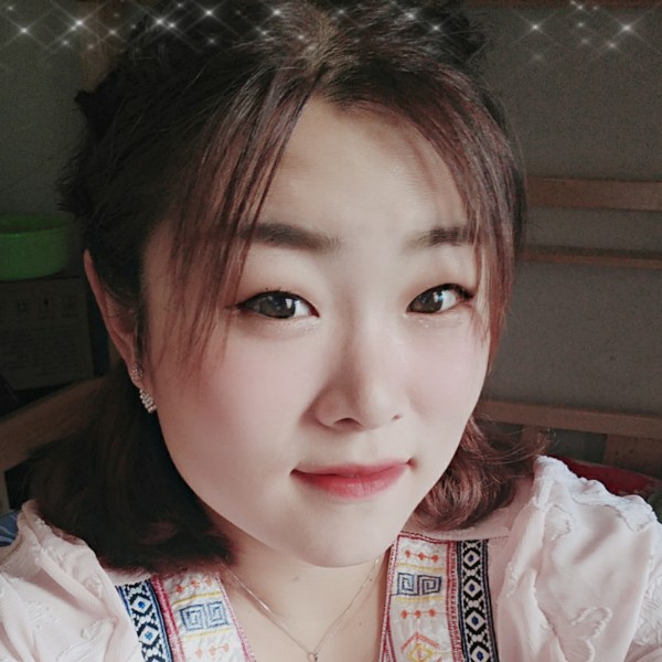 小女子不乖的照片
