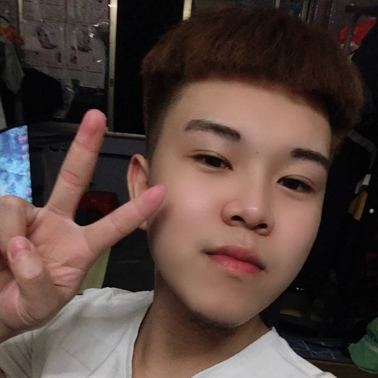 梁皓宇。的照片