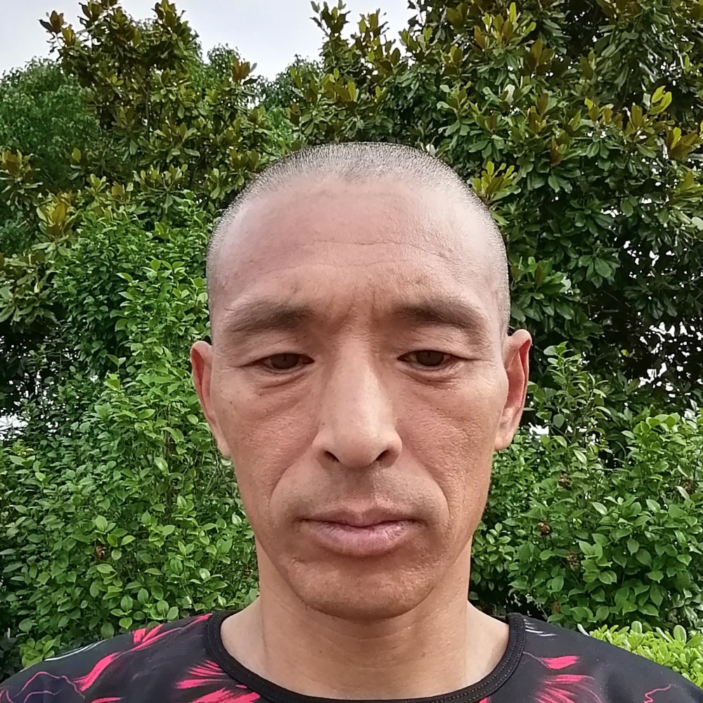 溪流着急的照片