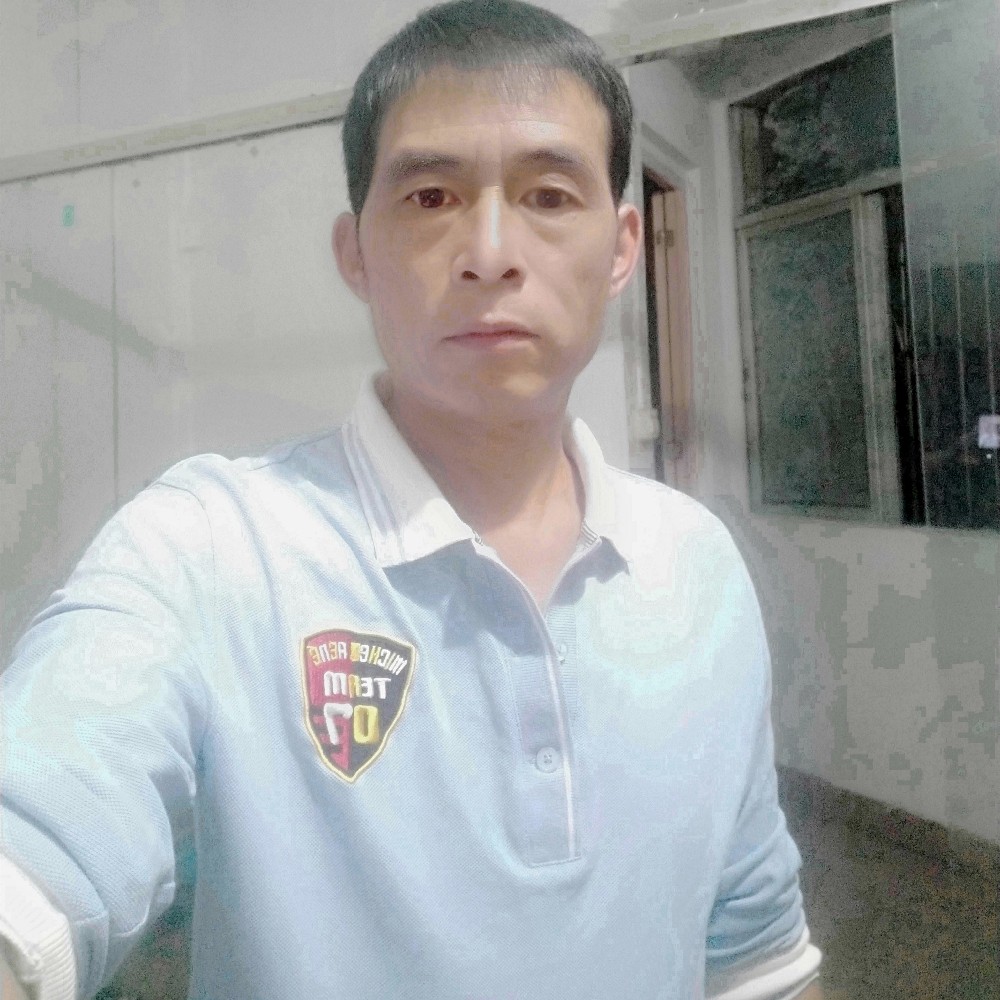云朵笑任性的照片