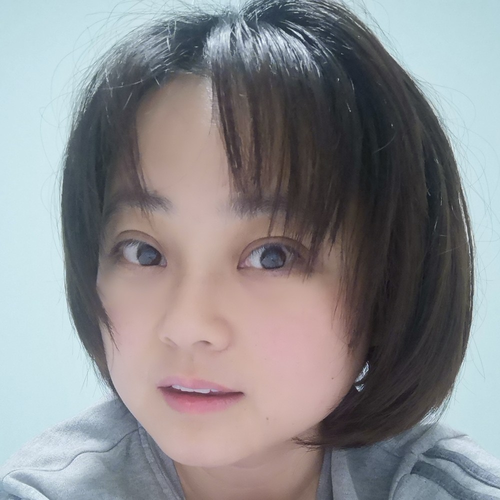含蓄放弃花瓣的照片