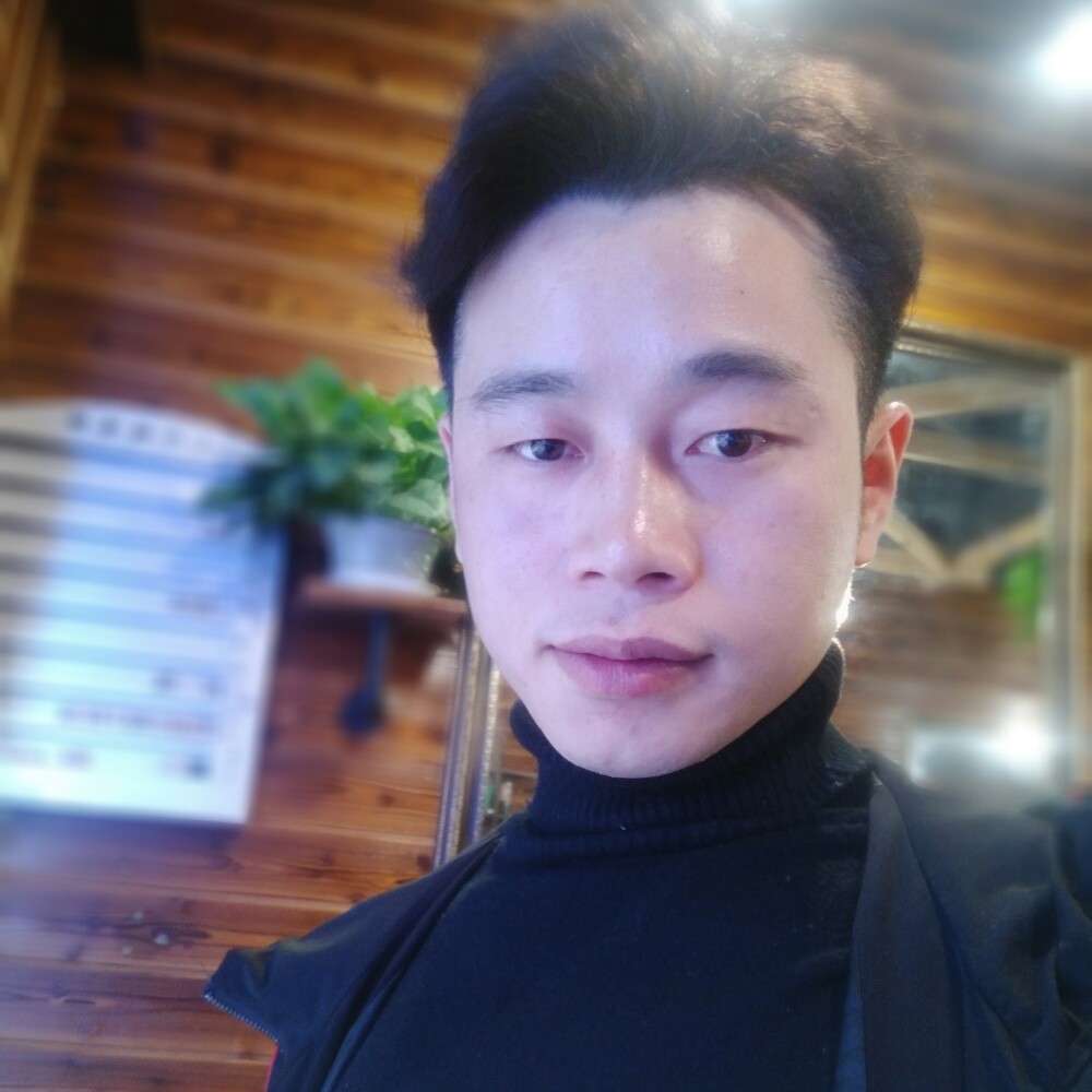 阿杰，可以聊天的照片