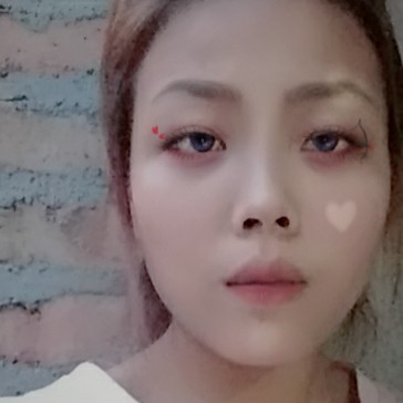天真闻小蝴蝶的照片