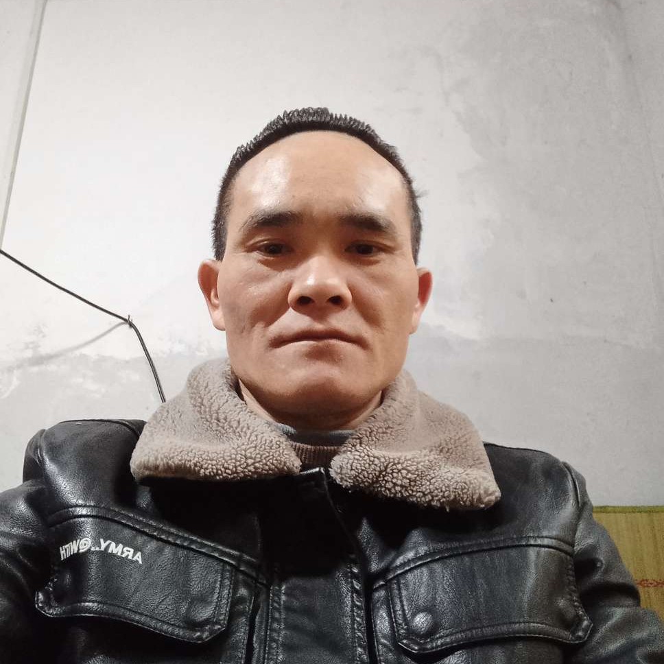 威武回眸小馒头的照片