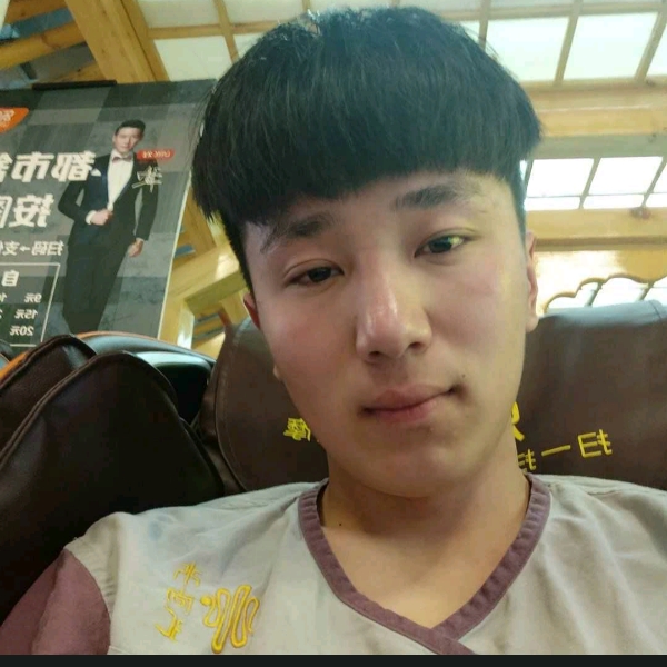 林少男的照片