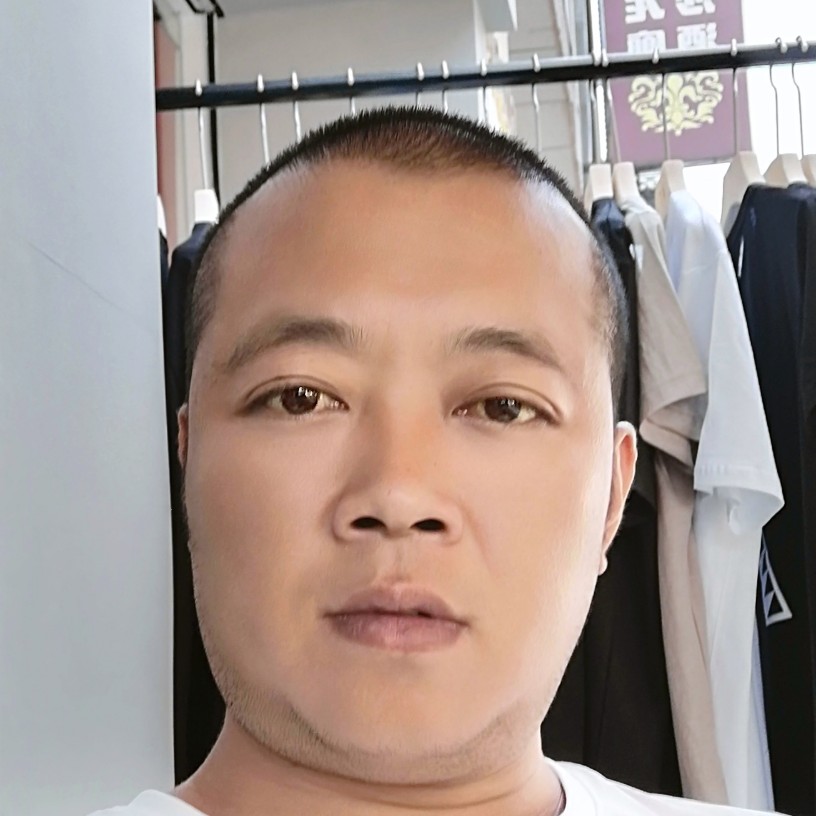 李杨铨的照片
