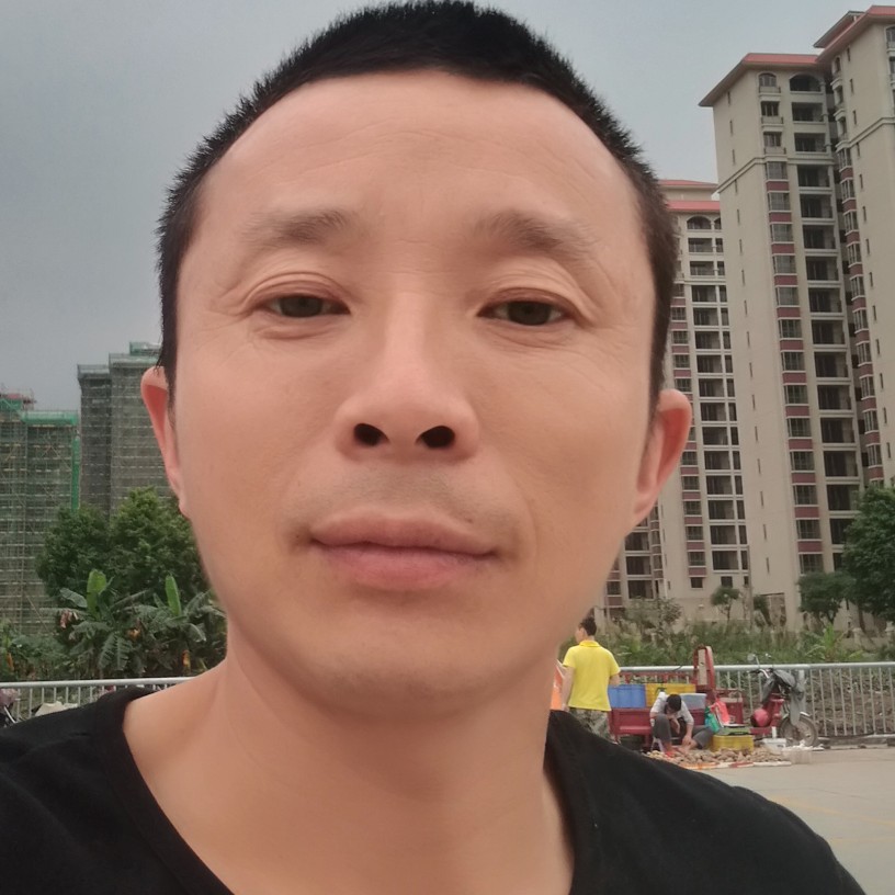 何昌银的照片