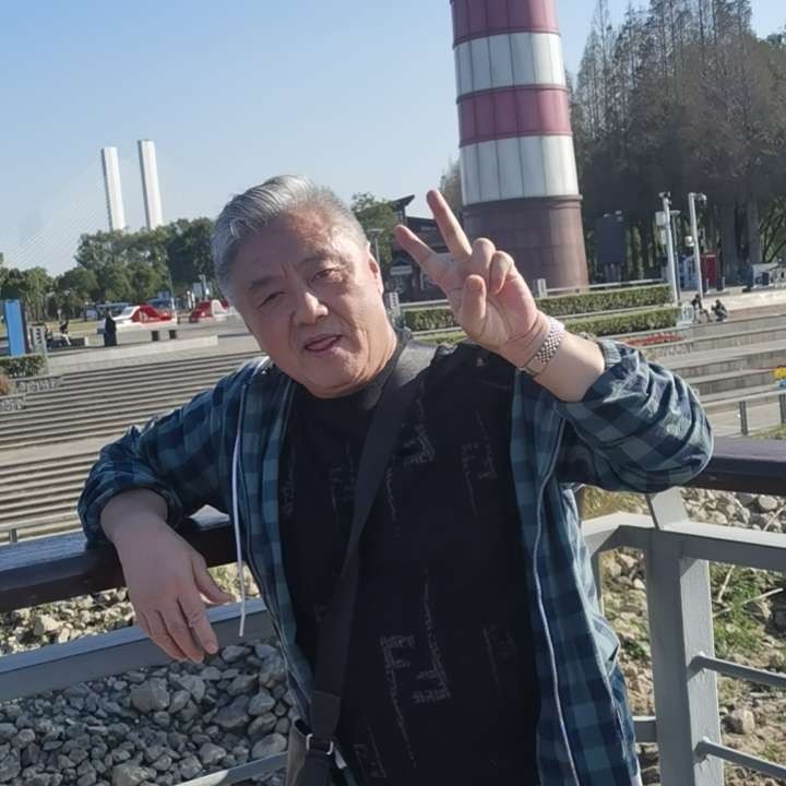 月亮等待称心的照片