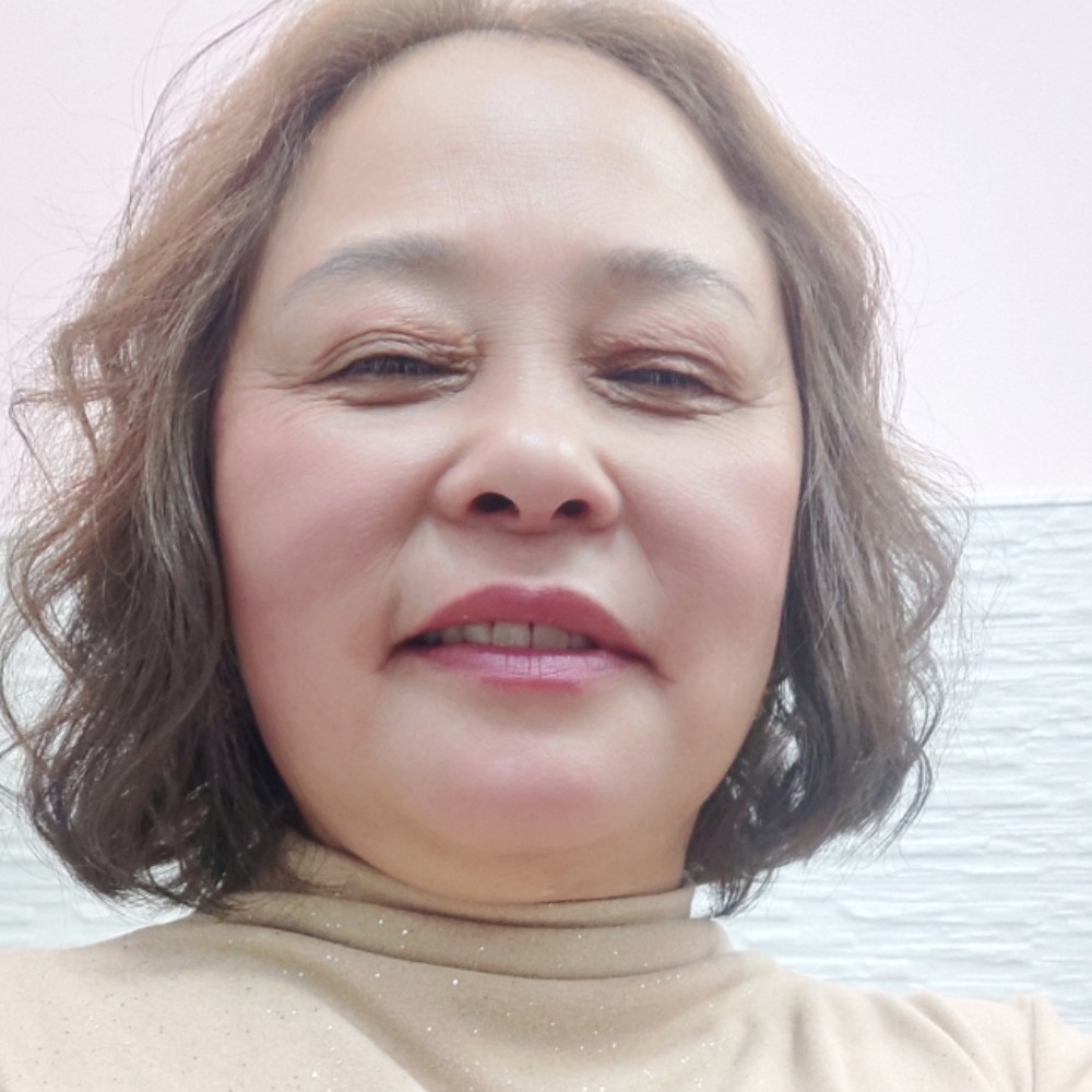 纯真苦恋春媱的照片