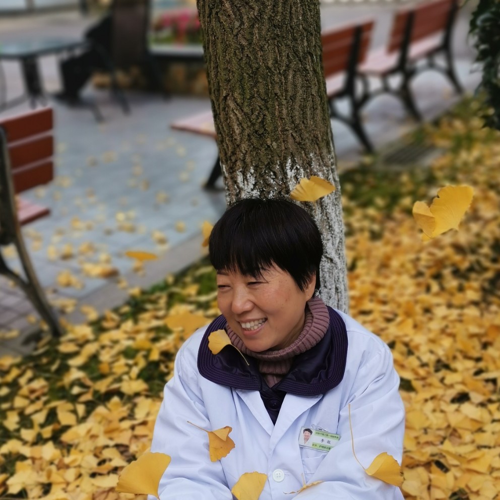 陌殇默默的照片